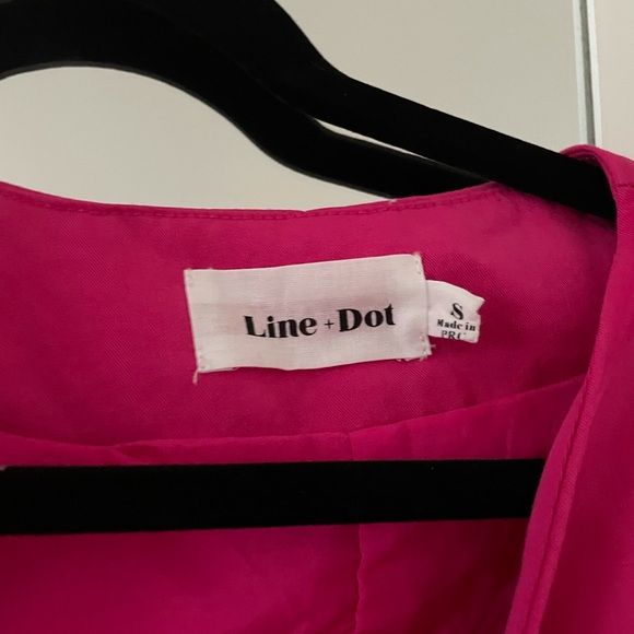 LINE & DOT RUFFLE WRAP DRESS💕 - Picture 2 of 3